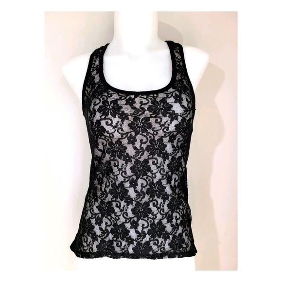 (NEW) All Over Lace Tank Top - Picture 2 of 4